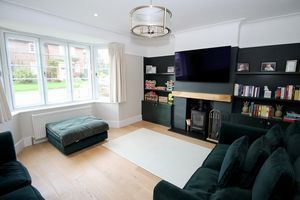 Photo 9- click for photo gallery